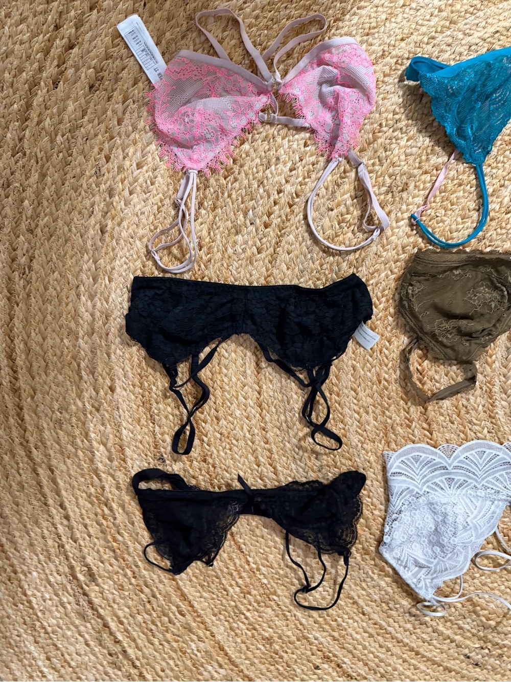Mixed Lace Bralette Collection - Multicolor Set - Picture 2 of 5